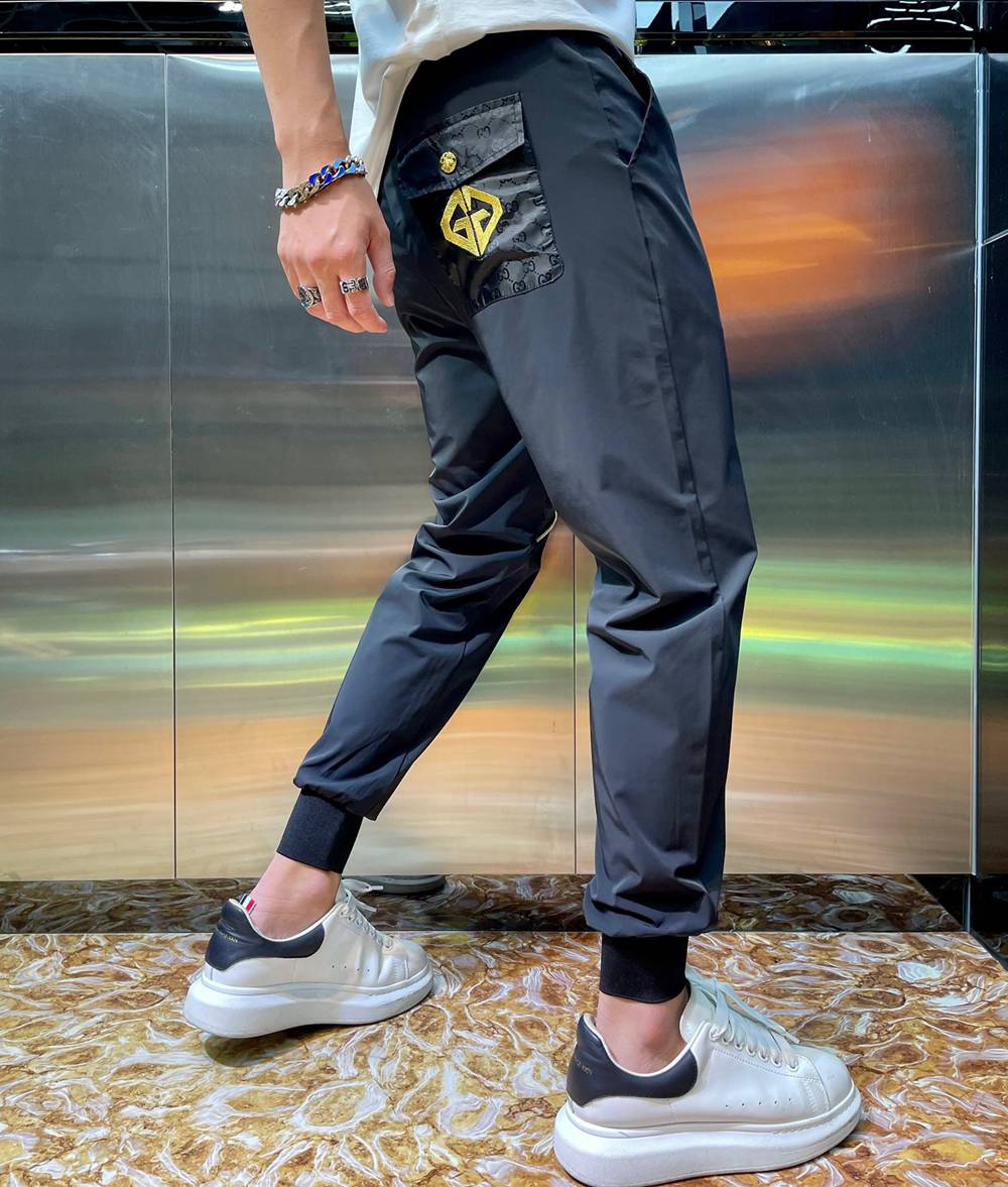 GU- Trousers JP9618675